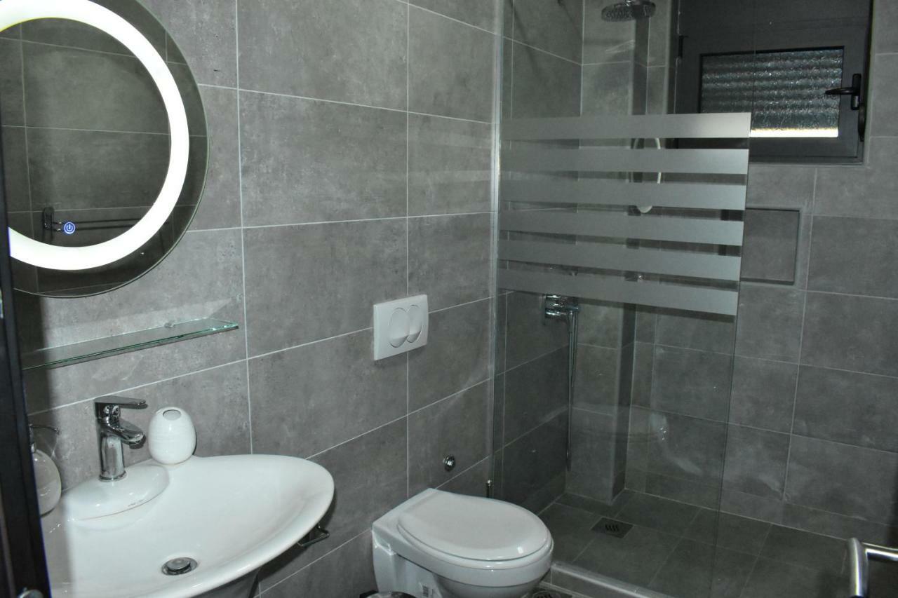 Flo Apartments Ulcinj Eksteriør bilde
